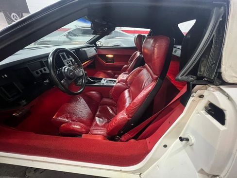 Used 1989 Chevrolet Corvette Convertible image 9