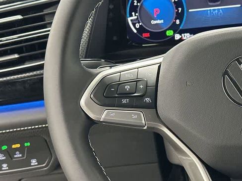 New 2026 Volkswagen Atlas Cross Sport SEL image 9