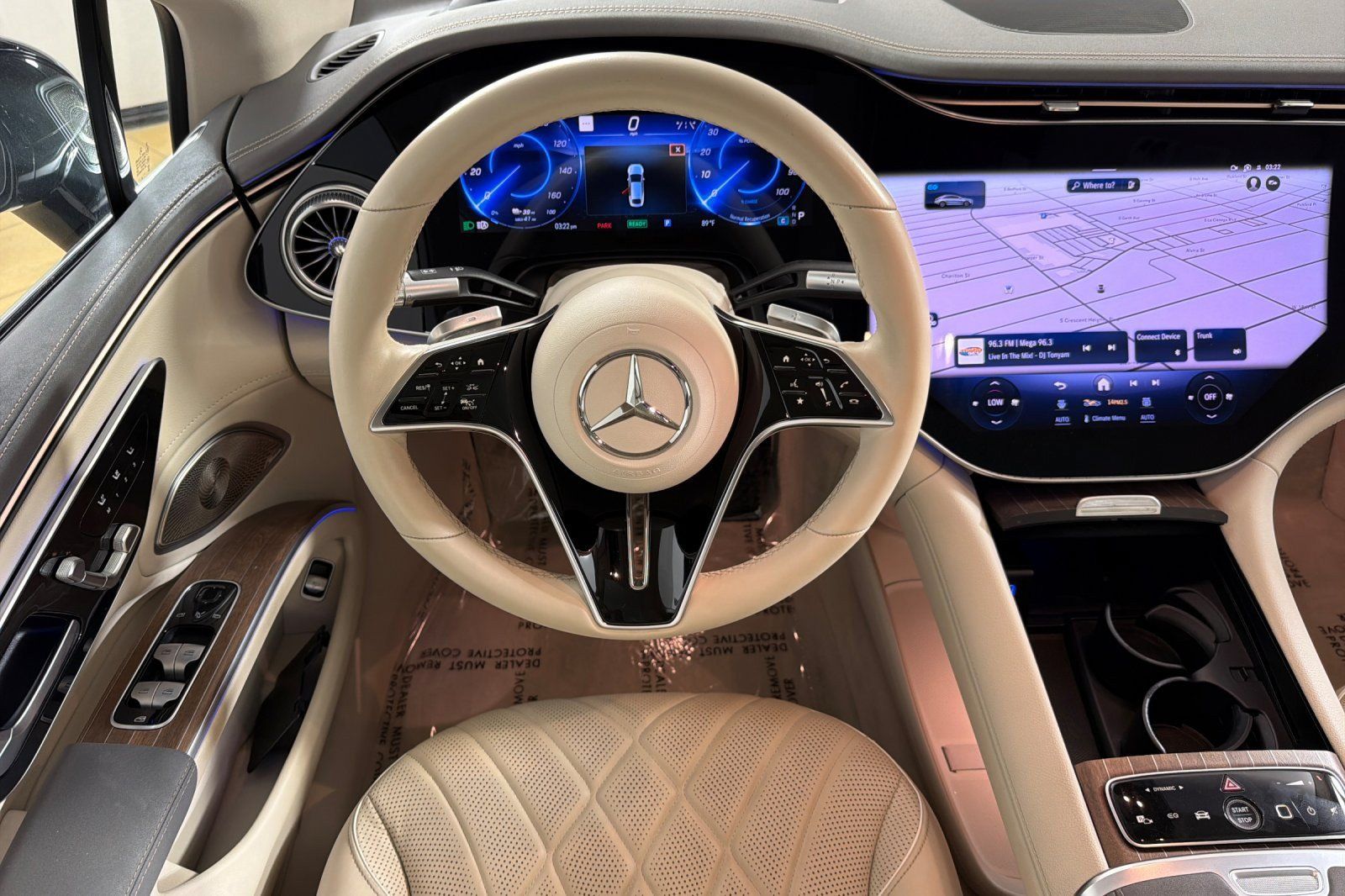 Used 2022 Mercedes-Benz EQS 580 4MATIC Sedan w/ Pinnacle Trim Package image 13