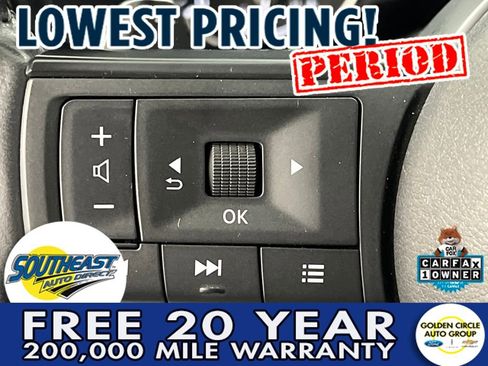 Used 2025 Nissan Pathfinder SV image 42