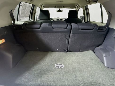 Used 2010 Scion xD image 22