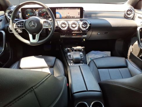 Used 2019 Mercedes-Benz A 220 4MATIC image 10