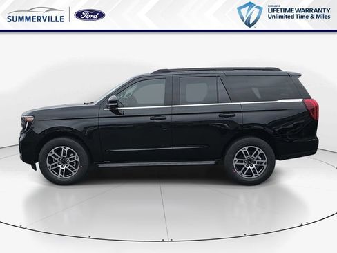New 2026 Ford Expedition Active image 8