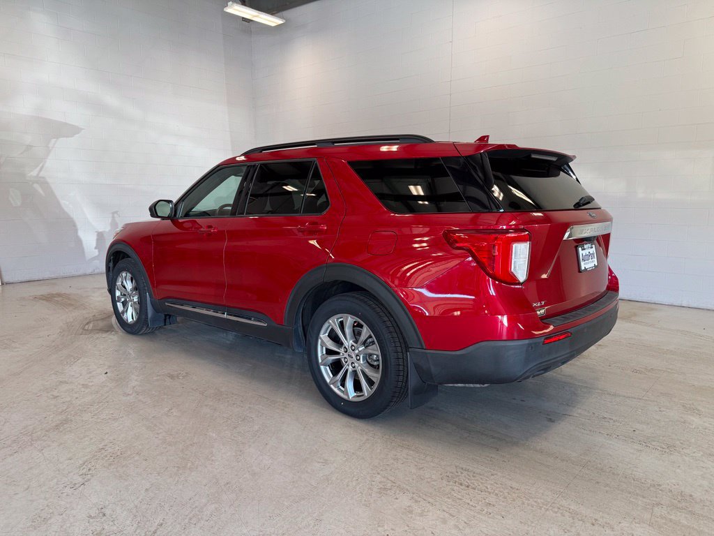 Certified 2020 Ford Explorer XLT w/ Equipment Group 202A AWD/4WD image 5