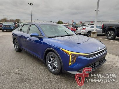 New 2025 Kia K4 LXS