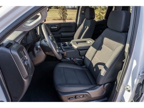 Used 2025 Chevrolet Silverado 1500 Custom image 11