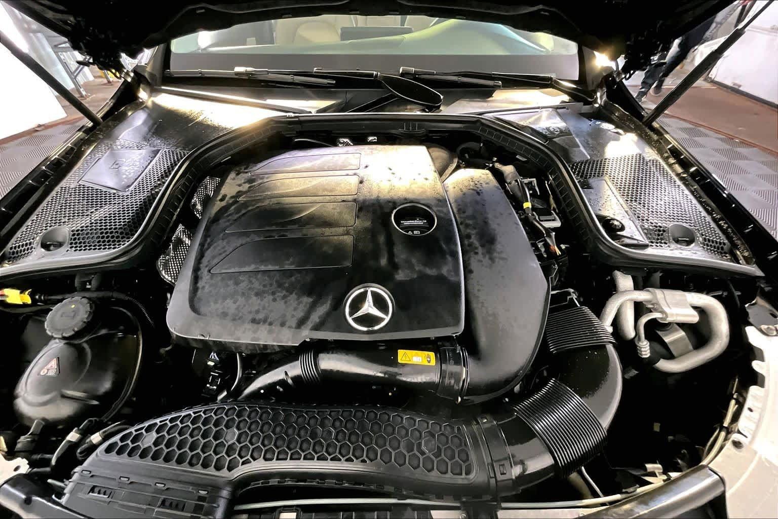 Certified 2021 Mercedes-Benz C 300 4MATIC Sedan image 30