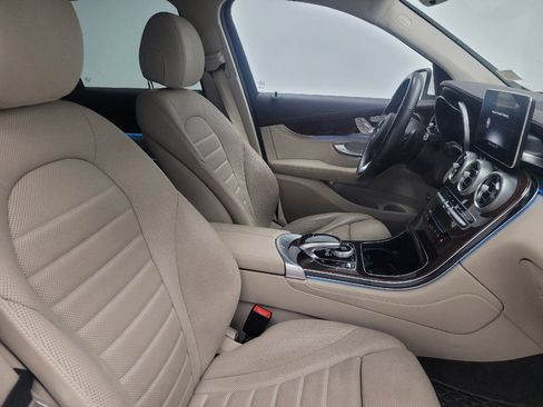 Used 2016 Mercedes-Benz GLC 300 4MATIC image 21