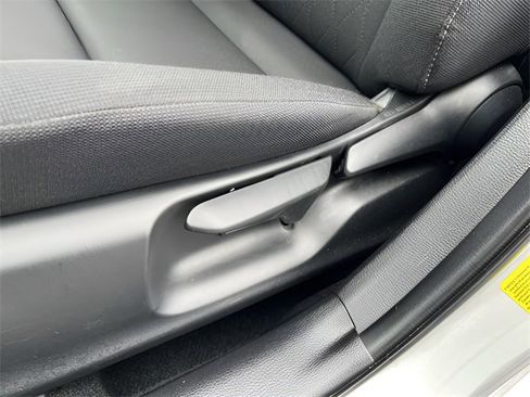 Used 2024 Toyota Corolla LE image 11