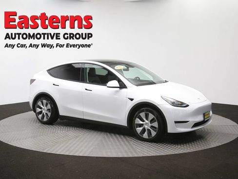 Used 2022 Tesla Model Y Long Range AWD/4WD image 42