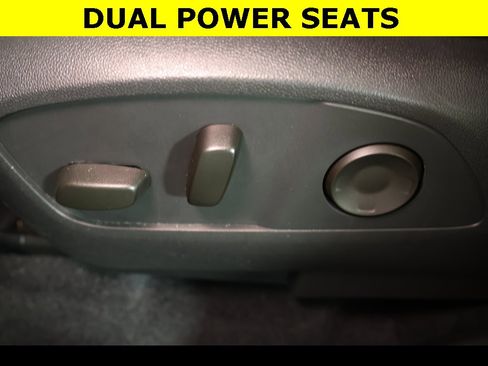 Used 2024 Chevrolet Traverse RS w/ LPO, Floor Liner Package image 9