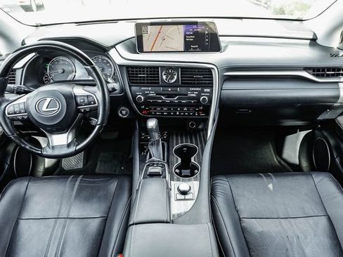 Used 2019 Lexus RX 350L Luxury FWD image 12
