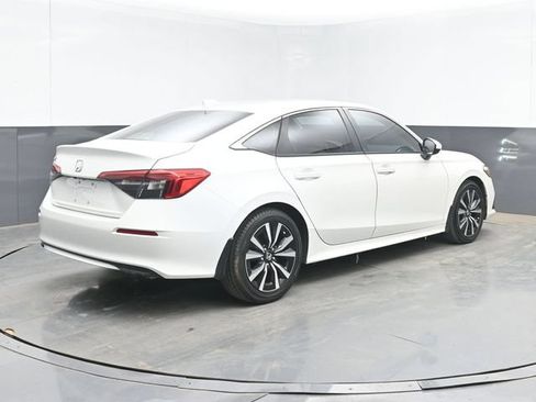 Used 2024 Honda Civic EX image 10