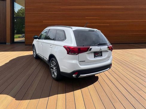 Used 2016 Mitsubishi Outlander SEL image 5