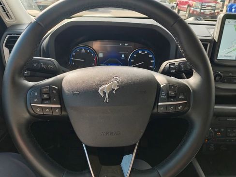 Used 2024 Ford Bronco Sport Outer Banks w/ Tech Package image 2