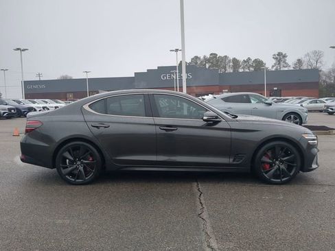 Used 2023 Genesis G70 3.3T w/ Sport Prestige Package image 3