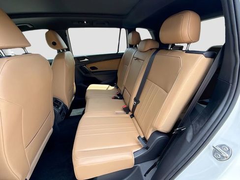 Used 2024 Volkswagen Tiguan SE R-Line FWD image 21