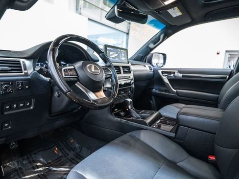 Used 2022 Lexus GX 460 Premium w/ Premium Plus Package image 4