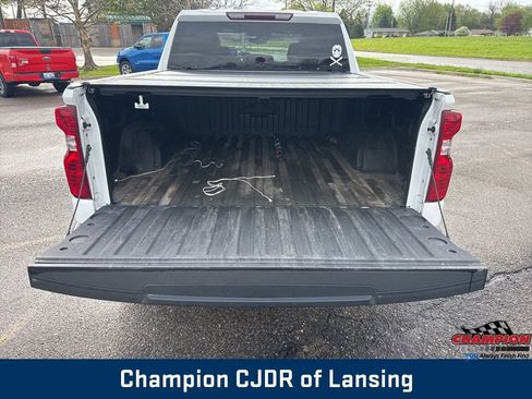 Used 2021 Chevrolet Silverado 1500 LT AWD/4WD image 40