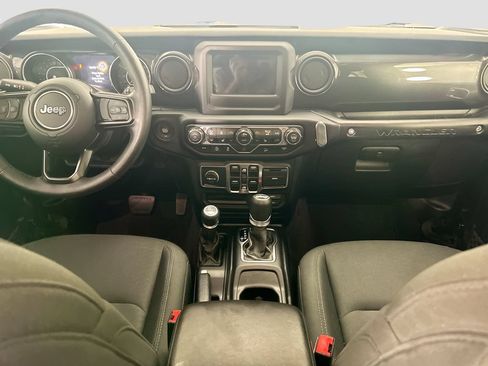 Used 2019 Jeep Wrangler Unlimited Sport AWD/4WD image 13