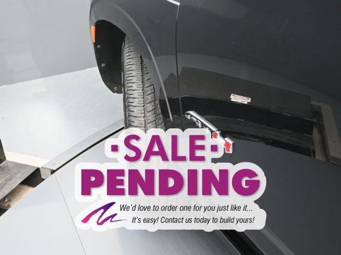 Used 2021 GMC Yukon AT4 w/ AT4 Premium Plus Package image 5