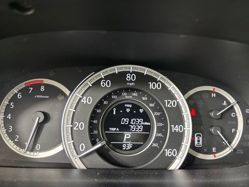 Used 2013 Honda Accord LX image 11