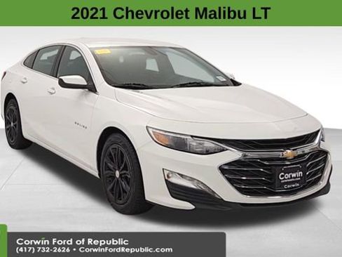 Used 2021 Chevrolet Malibu LT image 1