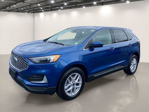 Used 2023 Ford Edge SEL AWD/4WD image 3