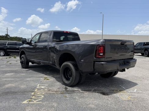 Used 2025 RAM 3500 Big Horn AWD/4WD image 5