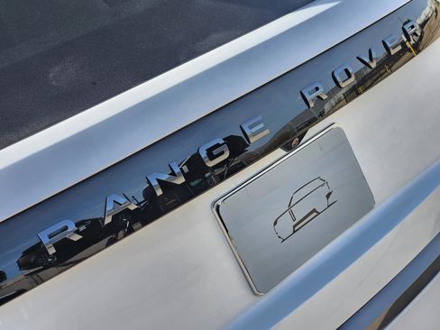 New 2026 Land Rover Range Rover SE image 11