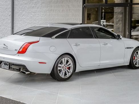 Used 2016 Jaguar XJ L Portfolio image 9