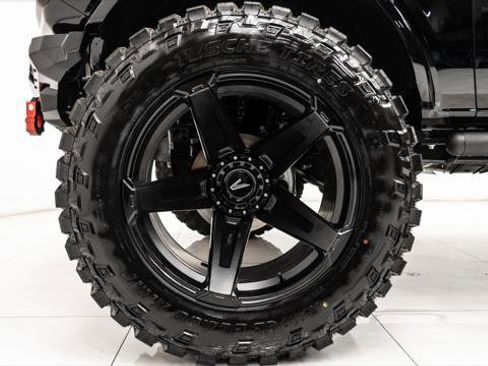 Used 2025 Ford Bronco Pickup image 28