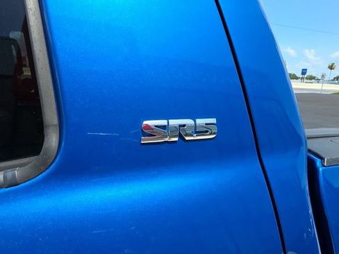 Used 2018 Toyota Tundra SR5 w/ SR5 Upgrade Package RWD image 12
