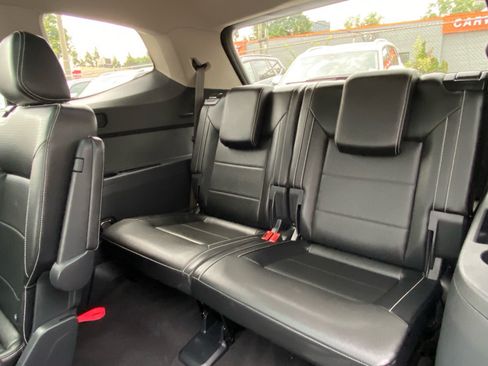 Used 2022 Volkswagen Atlas SEL R-Line AWD/4WD image 21