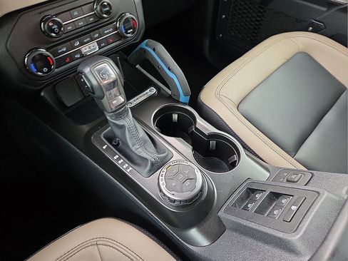 Certified 2023 Ford Bronco Wildtrak image 25