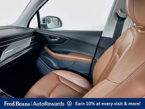 Used 2023 Audi Q7 2.0T Premium AWD/4WD image 24