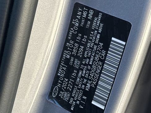 Used 2025 Hyundai Elantra SEL FWD image 33