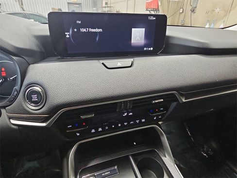 Used 2024 MAZDA CX-90 3.3 Turbo w/ Preferred Plus image 20