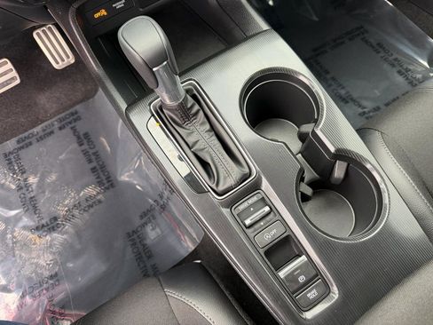 Used 2025 Honda Civic Sport image 35