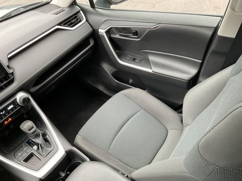 Used 2023 Toyota RAV4 LE FWD image 17