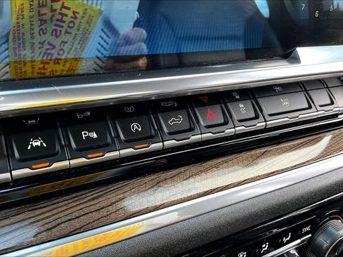 Used 2022 Chevrolet Silverado 1500 RST w/ RST All Star Premium Package image 33