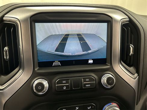 Used 2021 GMC Sierra 1500 SLE image 15