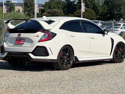 Used 2019 Honda Civic Type R image 3