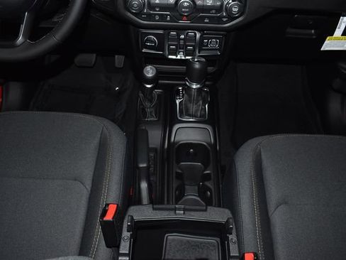 New 2026 Jeep Gladiator Sport image 18