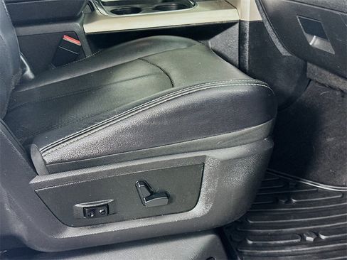 Used 2018 RAM 2500 Laramie w/ Convenience Group image 23