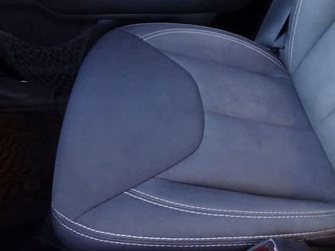 Used 2015 Jeep Wrangler Unlimited Sahara image 29