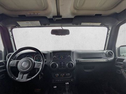 Used 2018 Jeep Wrangler Unlimited Sport S AWD/4WD image 12