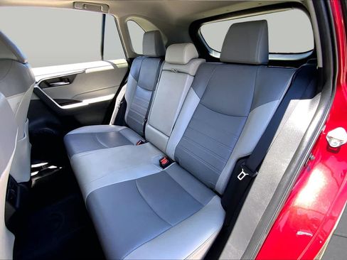 Used 2024 Toyota RAV4 XLE Premium FWD image 21
