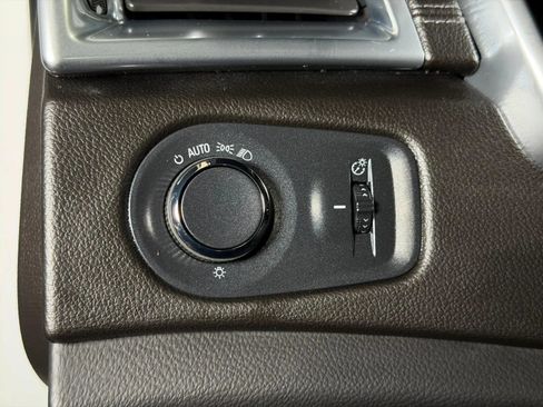 Used 2013 Cadillac SRX Luxury w/ Driver Awareness Package FWD image 31