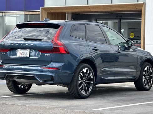 New 2026 Volvo XC60 B5 Plus w/ Climate Package image 5